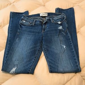 Abercrombie & Fitch Maddy Skinny Distressed jeans Size 16 Slim